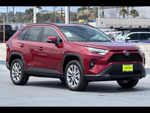 2025 Toyota RAV4 XLE Premium