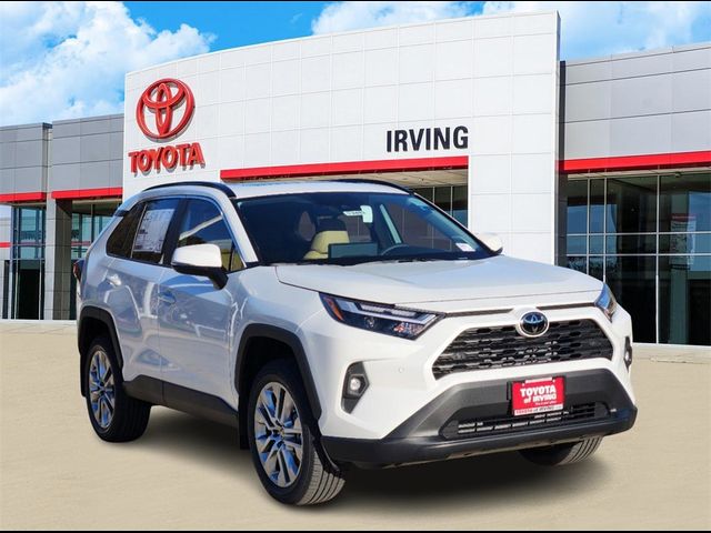 2025 Toyota RAV4 XLE Premium