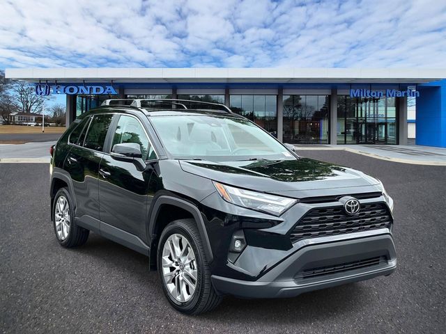 2025 Toyota RAV4 XLE Premium