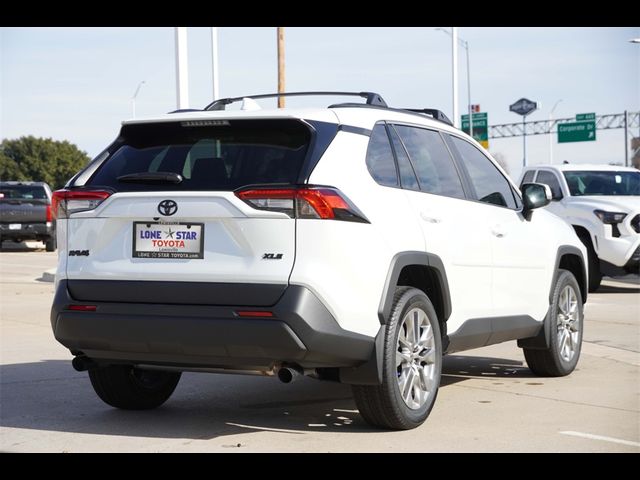 2025 Toyota RAV4 XLE Premium