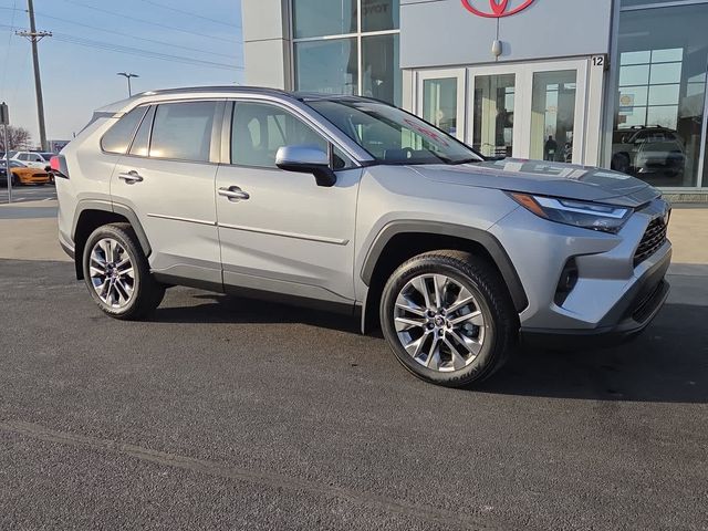 2025 Toyota RAV4 XLE Premium