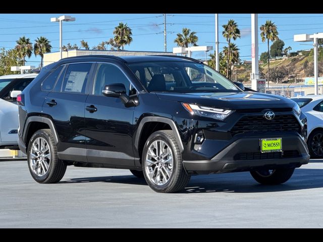 2025 Toyota RAV4 XLE Premium