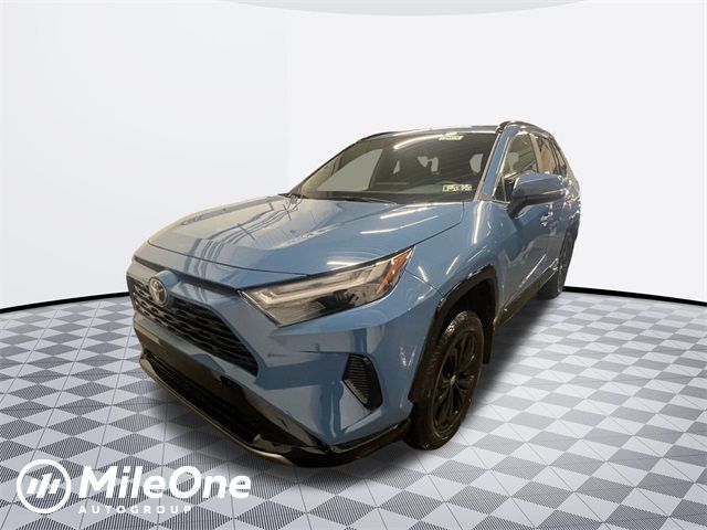 2025 Toyota RAV4 Hybrid SE