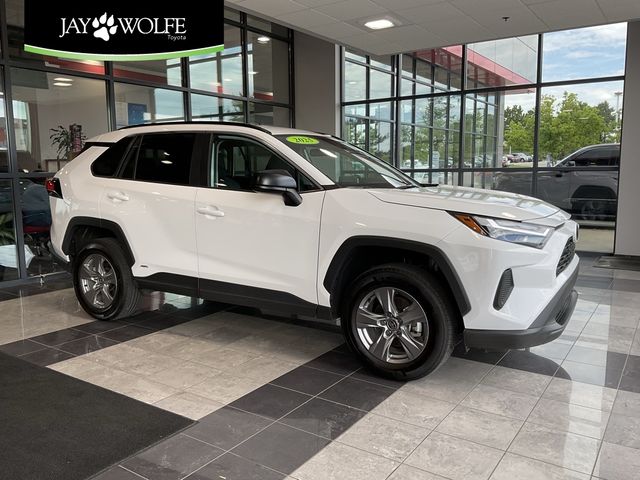 2025 Toyota RAV4 Hybrid LE