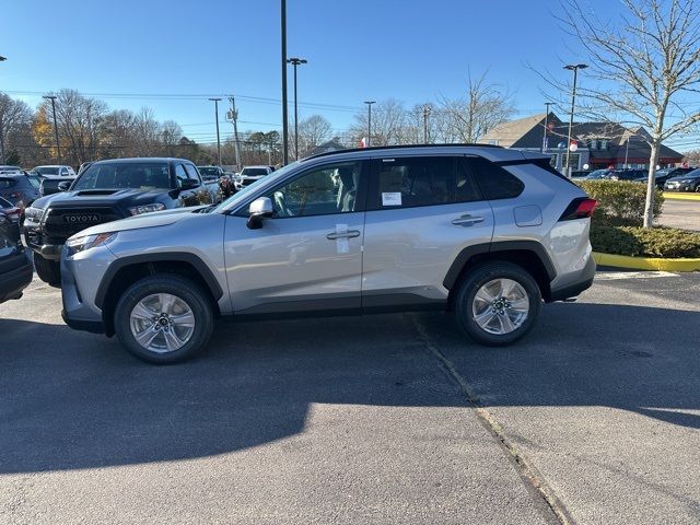 2025 Toyota RAV4 Hybrid LE