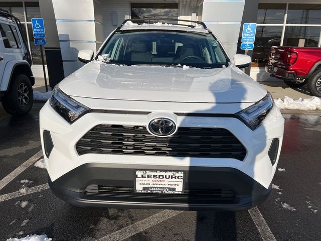 2025 Toyota RAV4 Hybrid LE