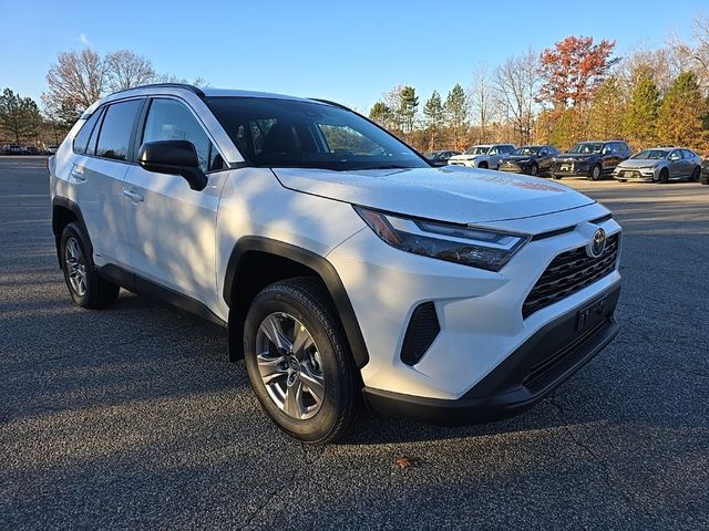 2025 Toyota RAV4 Hybrid LE