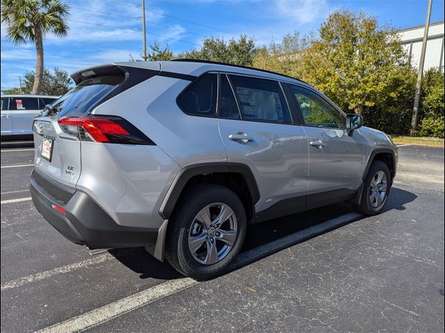 2025 Toyota RAV4 Hybrid LE