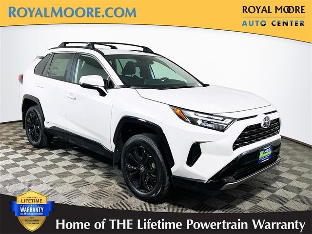 2025 Toyota RAV4 Hybrid SE