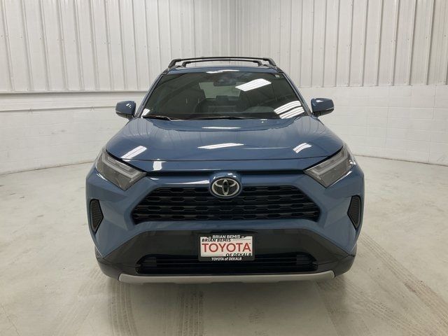 2025 Toyota RAV4 Hybrid SE