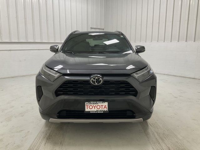 2025 Toyota RAV4 Hybrid SE