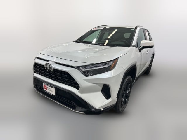 2025 Toyota RAV4 Hybrid SE