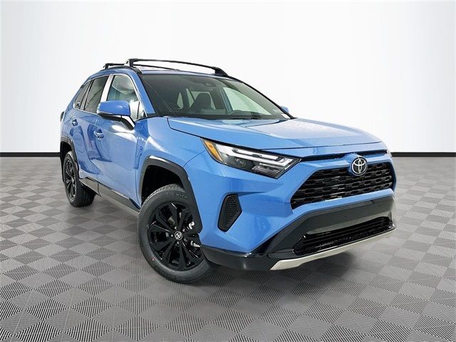 2025 Toyota RAV4 Hybrid SE