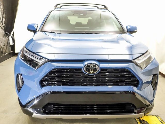 2025 Toyota RAV4 Hybrid SE