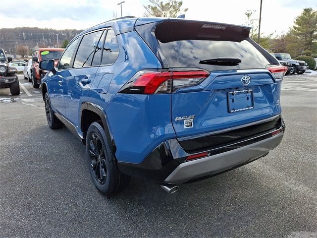 2025 Toyota RAV4 Hybrid SE