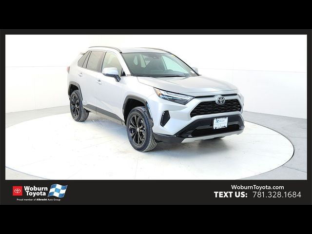 2025 Toyota RAV4 Hybrid SE