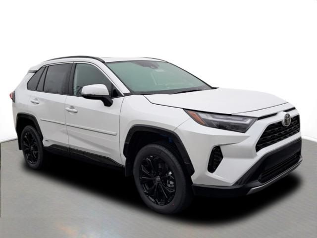 2025 Toyota RAV4 Hybrid SE