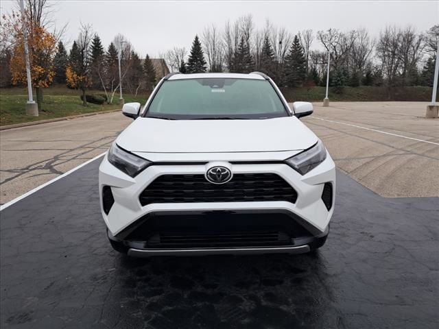 2025 Toyota RAV4 Hybrid SE