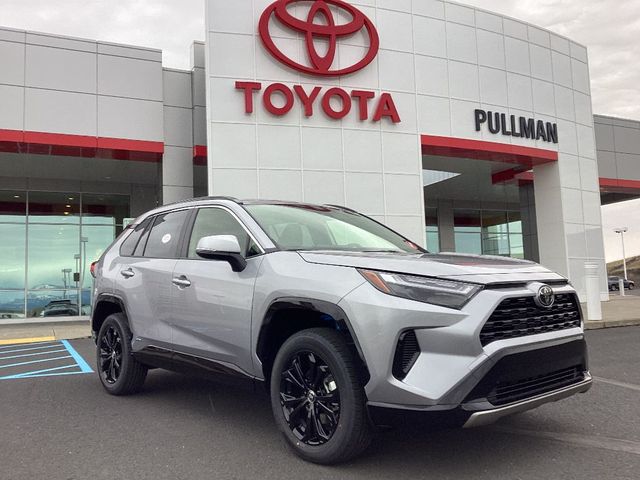 2025 Toyota RAV4 Hybrid SE