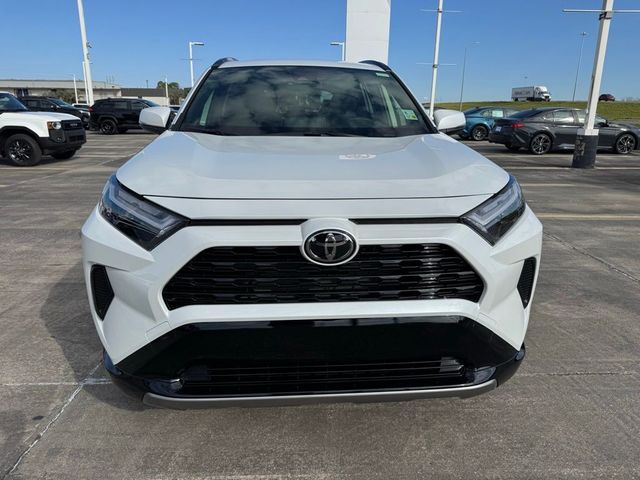 2025 Toyota RAV4 Hybrid SE