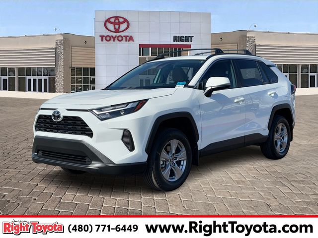 2025 Toyota RAV4 Hybrid XLE