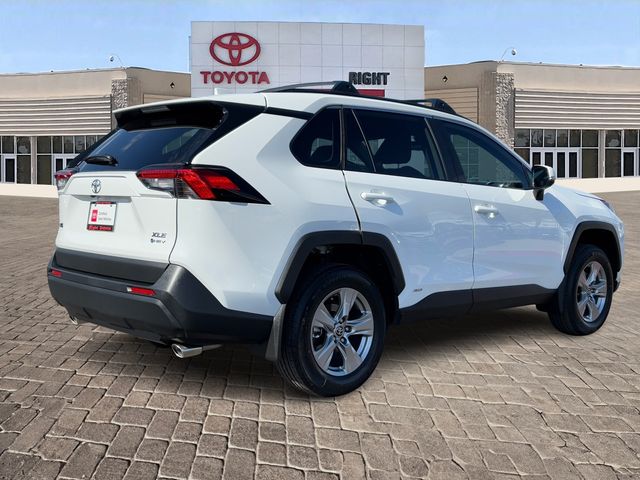 2025 Toyota RAV4 Hybrid XLE