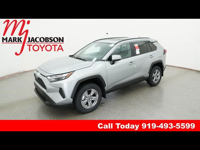 2025 Toyota RAV4 Hybrid XLE