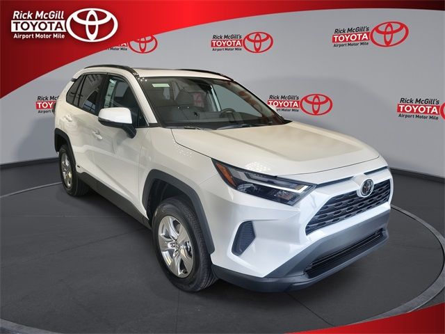 2025 Toyota RAV4 Hybrid XLE