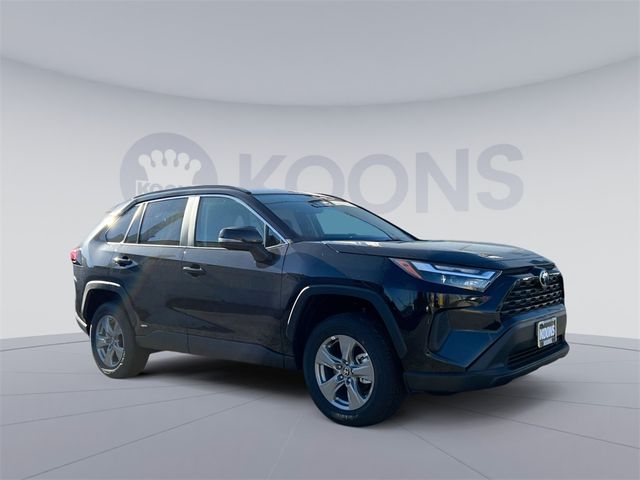2025 Toyota RAV4 Hybrid XLE
