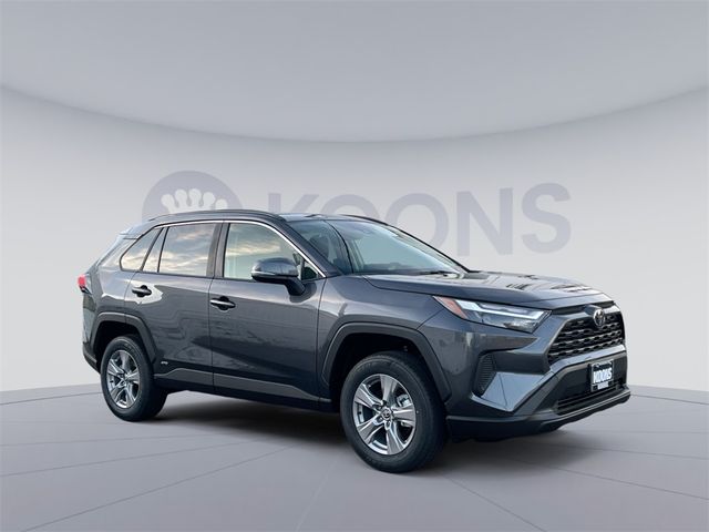 2025 Toyota RAV4 Hybrid XLE