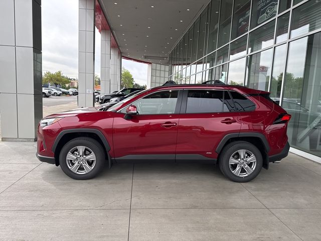 2025 Toyota RAV4 Hybrid XLE