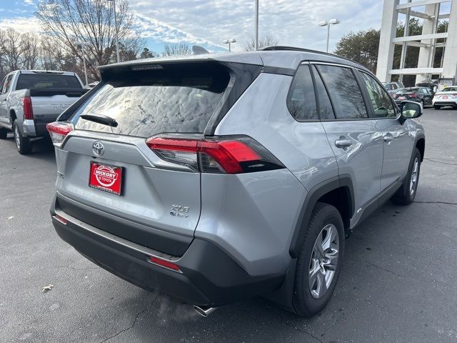 2025 Toyota RAV4 Hybrid XLE