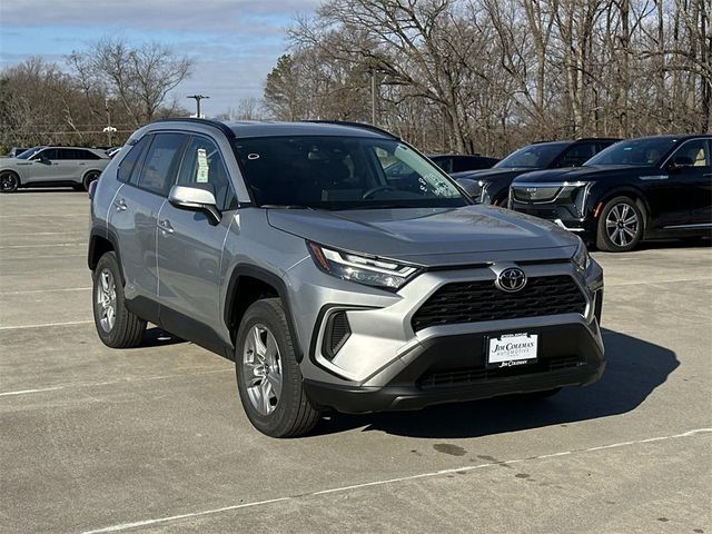 2025 Toyota RAV4 Hybrid XLE