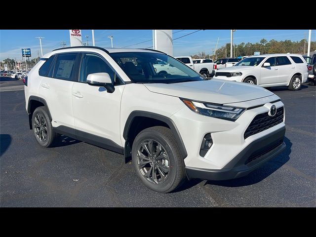 2025 Toyota RAV4 Hybrid XLE Premium