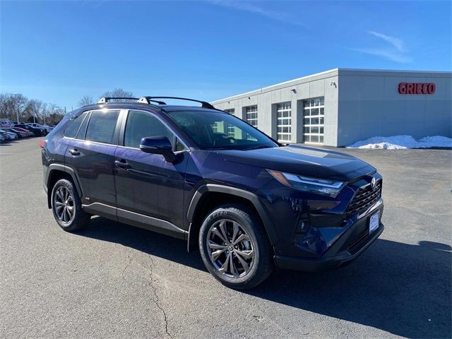 2025 Toyota RAV4 Hybrid XLE Premium