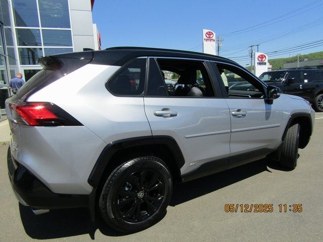 2025 Toyota RAV4 Hybrid XSE