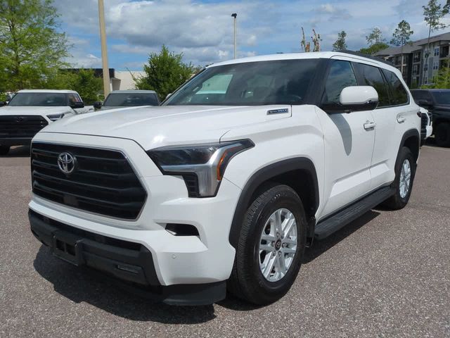 2025 Toyota Sequoia SR5