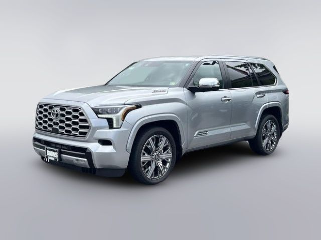 2025 Toyota Sequoia SR5