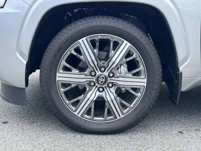 2025 Toyota Sequoia SR5