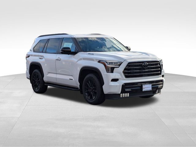 2025 Toyota Sequoia SR5