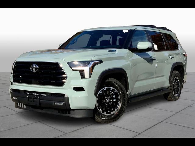 2025 Toyota Sequoia SR5