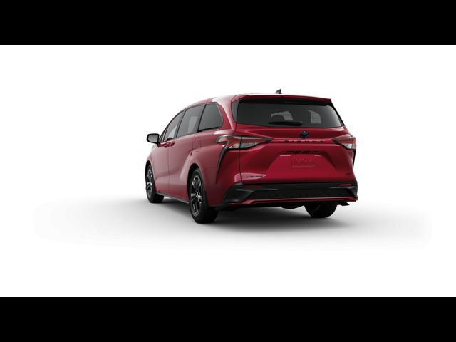 2025 Toyota Sienna XSE