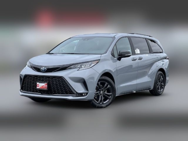 2025 Toyota Sienna XSE