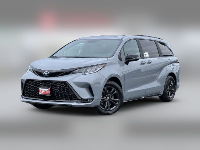 2025 Toyota Sienna XSE