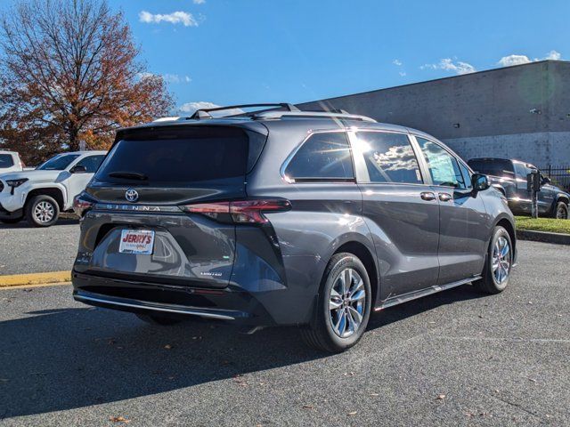 2025 Toyota Sienna Limited