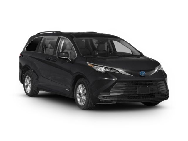 2025 Toyota Sienna LE