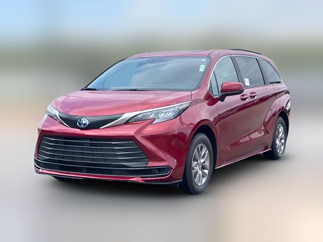2025 Toyota Sienna LE