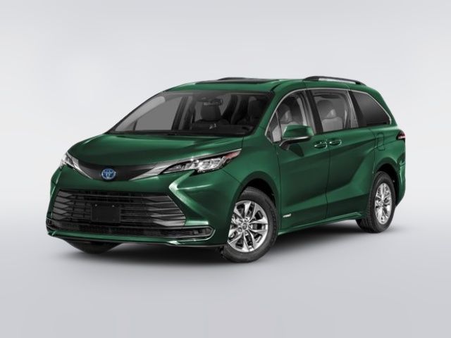 2025 Toyota Sienna LE