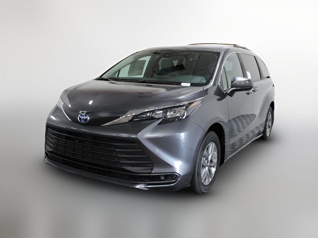 2025 Toyota Sienna LE