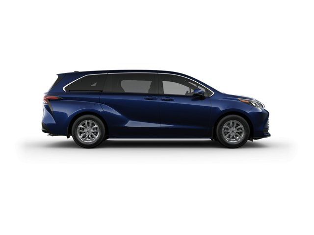 2025 Toyota Sienna LE